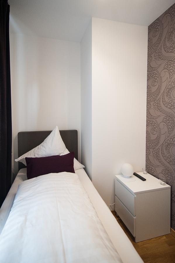 Hotel Apartment Am Arbach Eningen unter Achalm Ruang foto